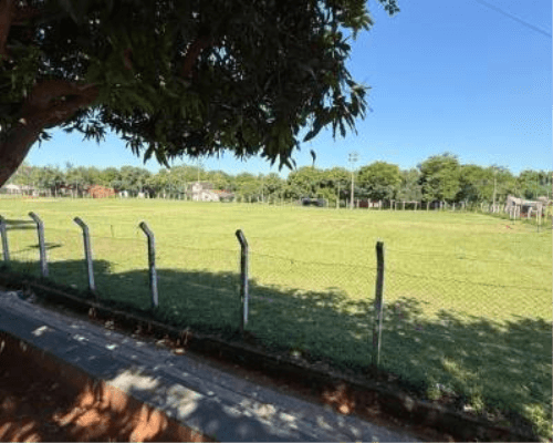 En venta amplio terreno en Luque, foto 3