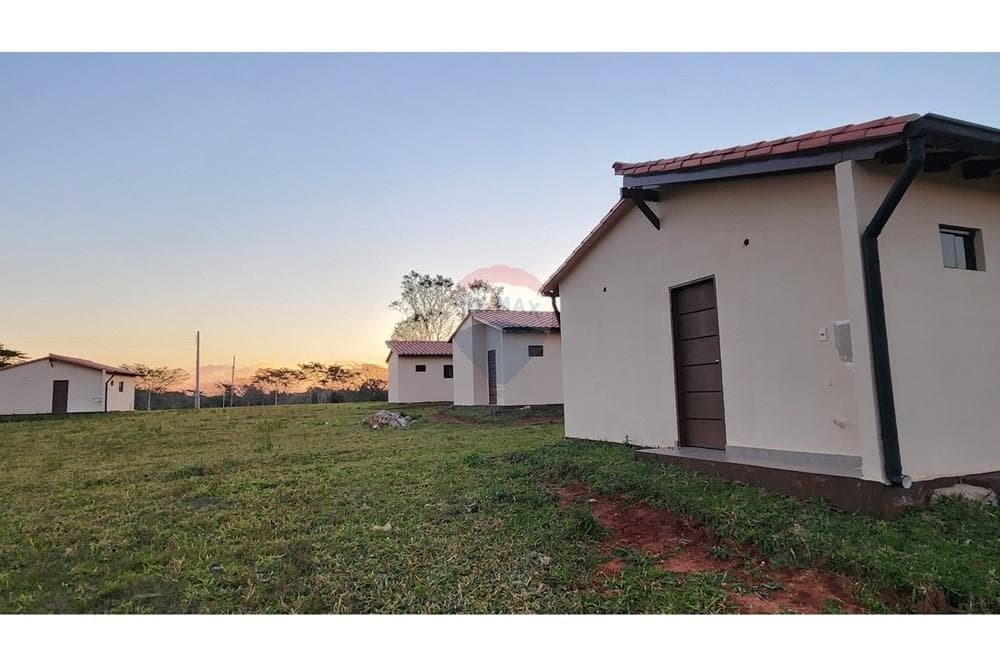En venta – Casa en Barrio Karaguatayty, Itá, foto 4
