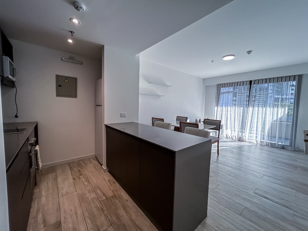 En alquiler depto de 1 dormitorio semi amoblado zona molas lópez — foto 4