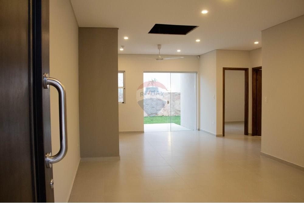 En Venta Dúplex Luque, foto 3