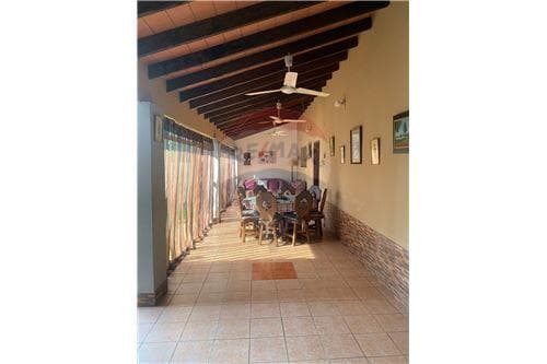 Casa con tinglado en villa aurelia, foto 5