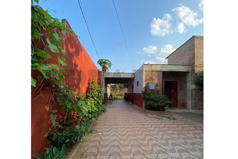 Casa de campo - Venta - Luque, Paraguay, foto 2