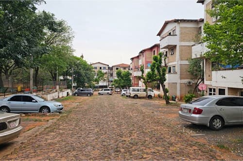 Departamento-Venta-Av Defensores del Chaco. Villa Elisa