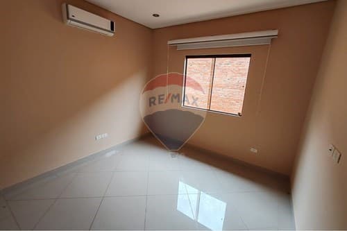 Casa-Venta-PY Central San Lorenzo Villa Amelia Rio Paraguay c/ Laguna Grande, foto 4
