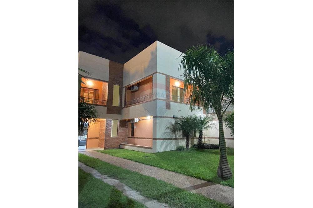 En venta casa de verano en puerta del lago