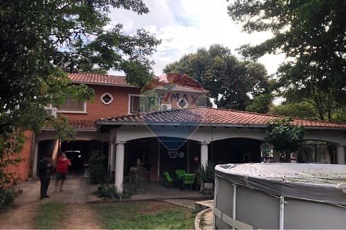 Vendo Casa en Lambaré