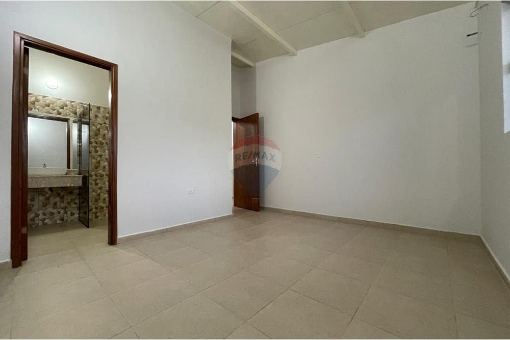 Casa a estrenar de 3 dormitorios en mora cué - Luque, foto 3