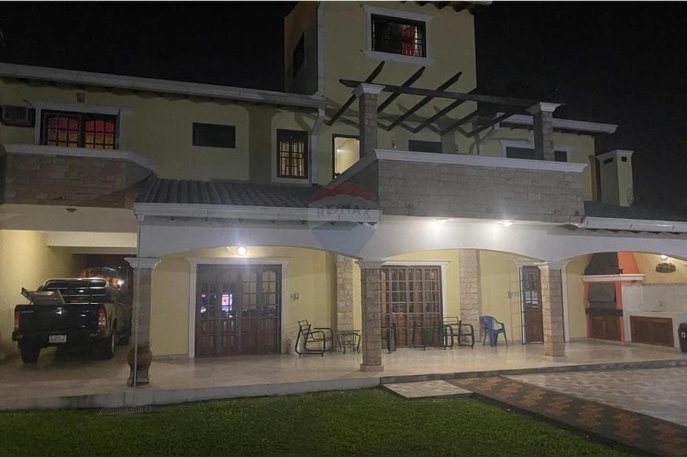 casa premium en Fdo de la Mora- Zona Sur — foto 3