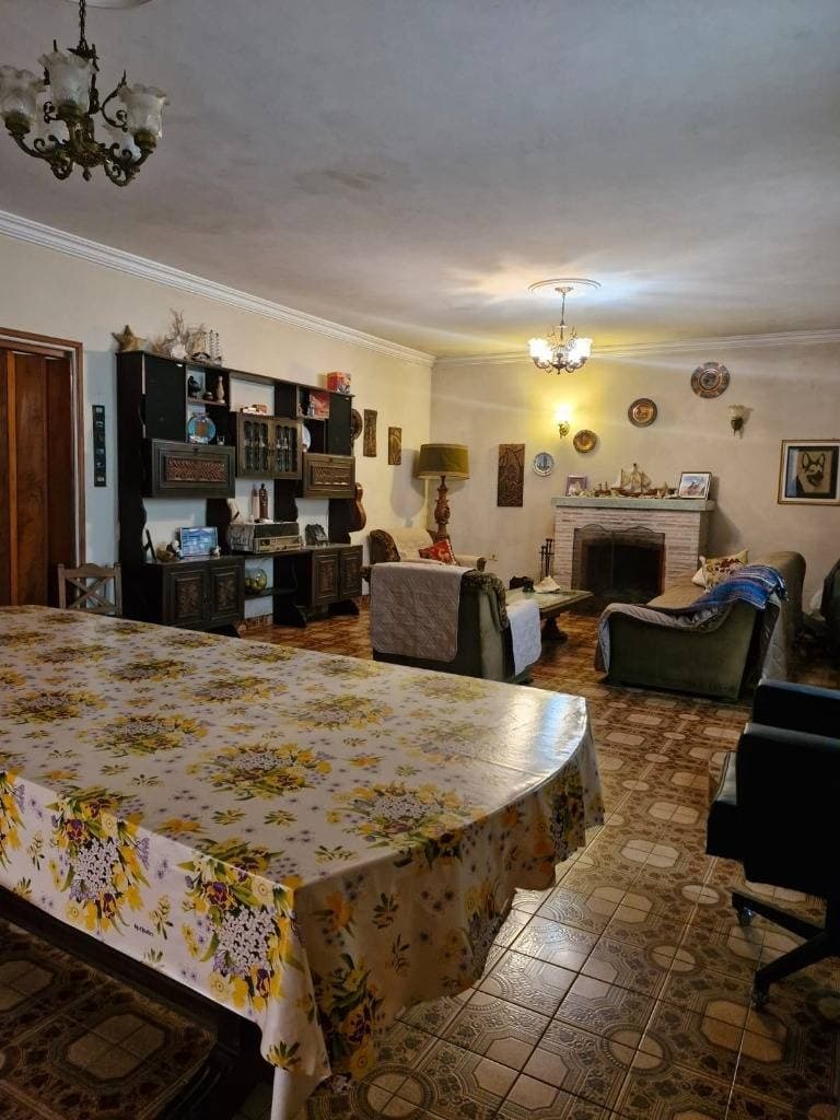 Casa a refaccionar o demoler en Villa Morra, foto 4