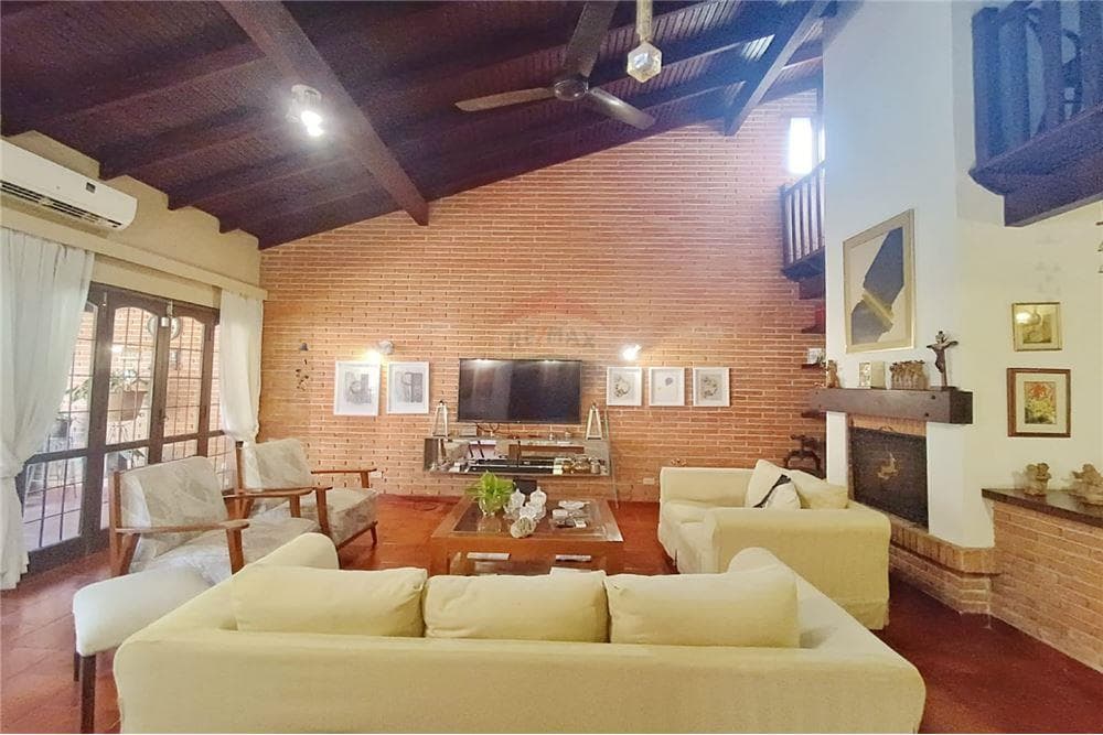 hermosa casa en Barrio Jara, foto 3