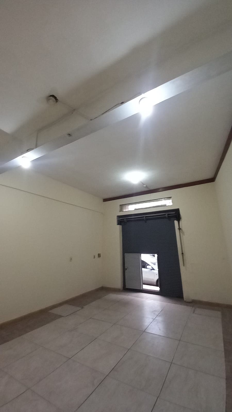 de Salon Comercial - Antequera e/ Azara y Cerro Cora — foto 4
