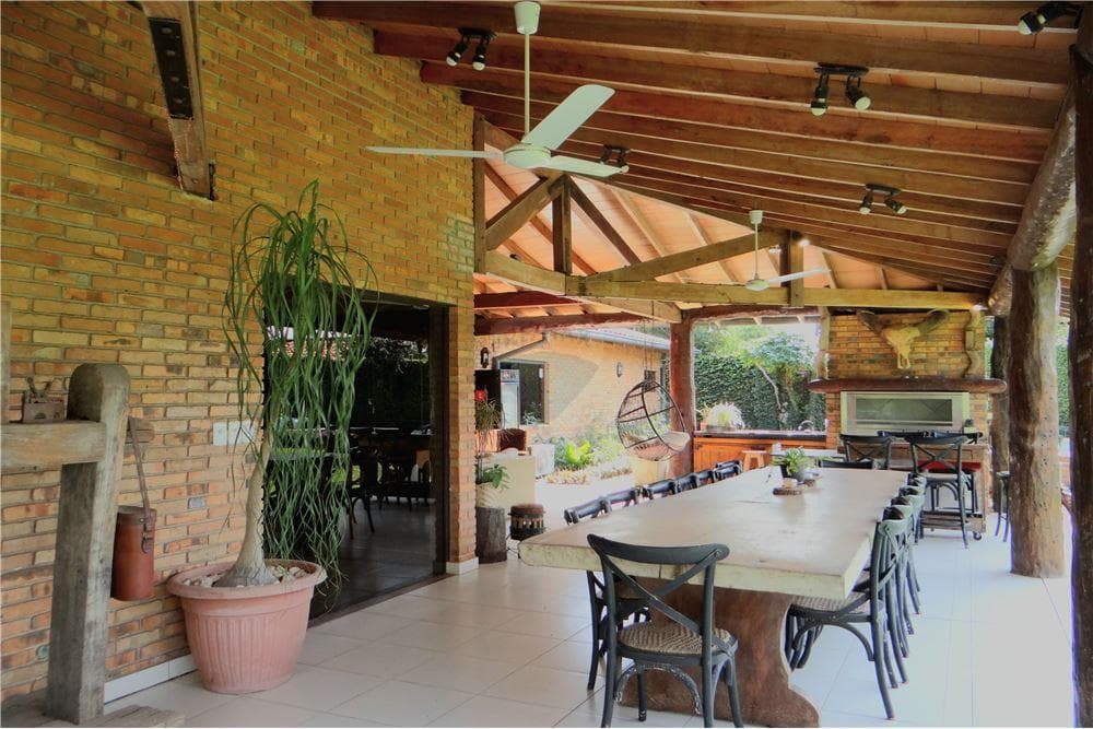 Residencia amplia en quinta brusquetti mra, foto 5