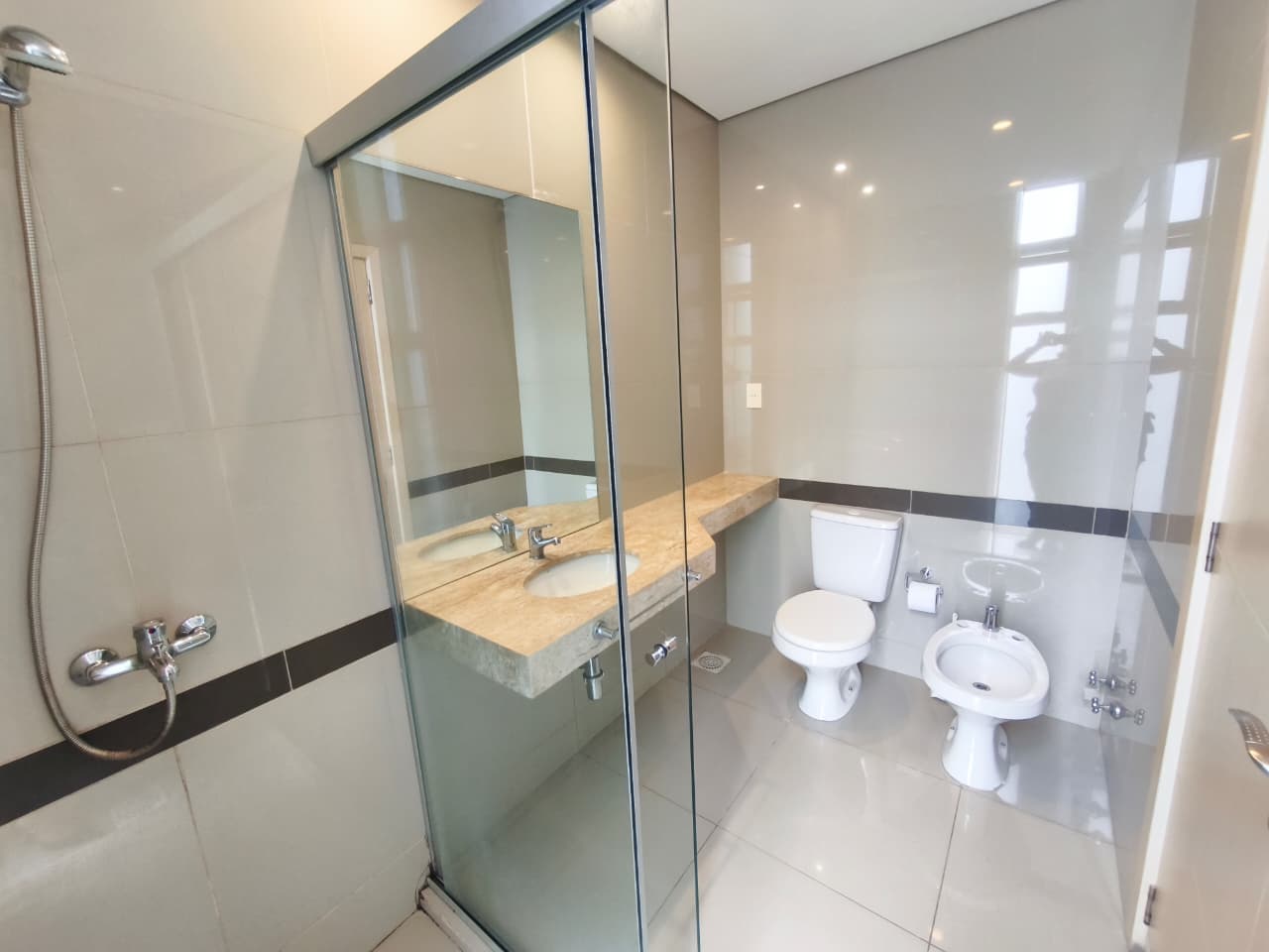 Departamento de 2 dormitorios en b° Jara – Asunción, foto 5