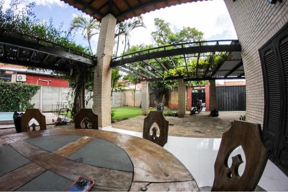 Amplia casa en Luque cuarto barrio villa adela, foto 5
