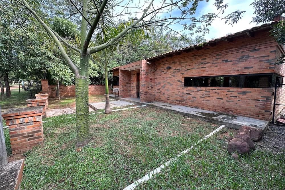 Casa en Ypacaraí – Barrio Cerrado Miralago, foto 1