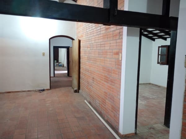 Casona tipo colonial en aregua, foto 2