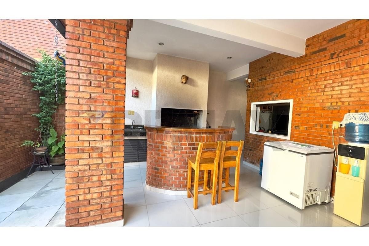 Espectacular residencia - barrio pinoza, foto 3