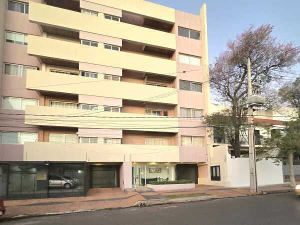 Vendo departamento de 1 hab en barrio Jara, a pasos del colegio frances