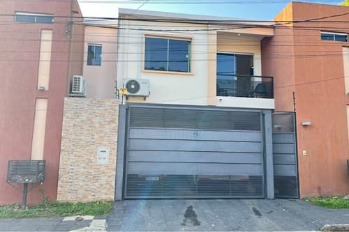 Vendo Dúplex en Asunción, barrio Mbocayaty