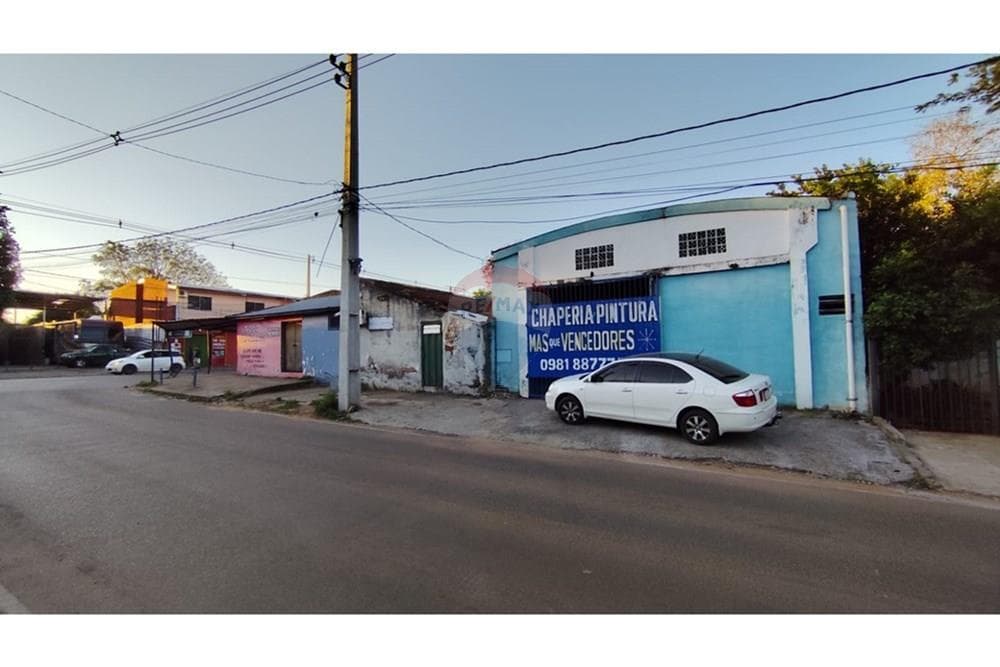 Vendo Terreno c/Casa a demoler altamente Comercial