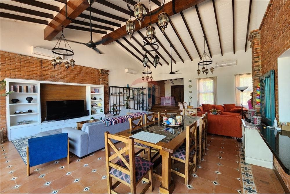Anual – Casa Moderna con Piscina y Quincho Full en San Bernardino, foto 3