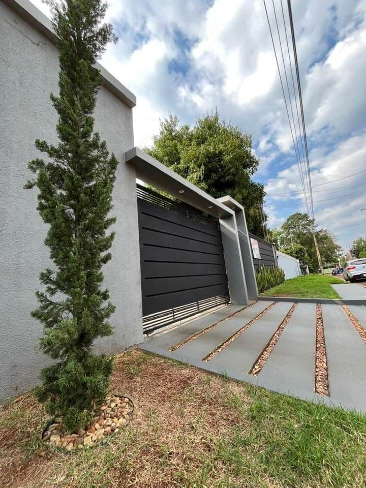 En venta casa amoblada hernandarias area 6 titulado, foto 1