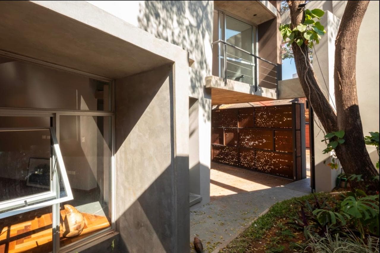 Moderna casa en mburucuyá - 4000 usd — foto 5