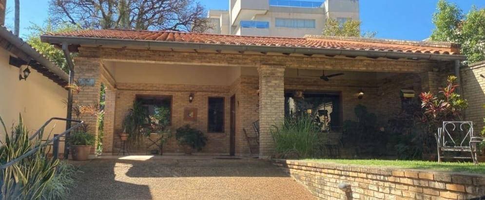 Hermosa y amplia propiedad en esquina en zona privilegiada de Asunción, foto 4