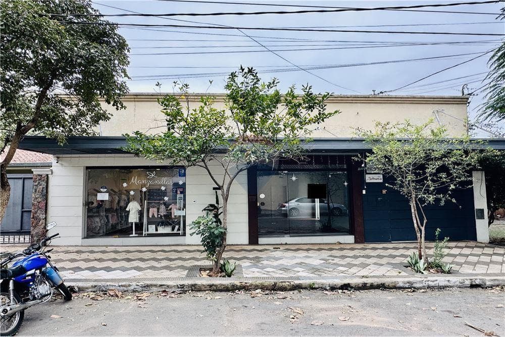 Local comercial en alquiler - mburicaó