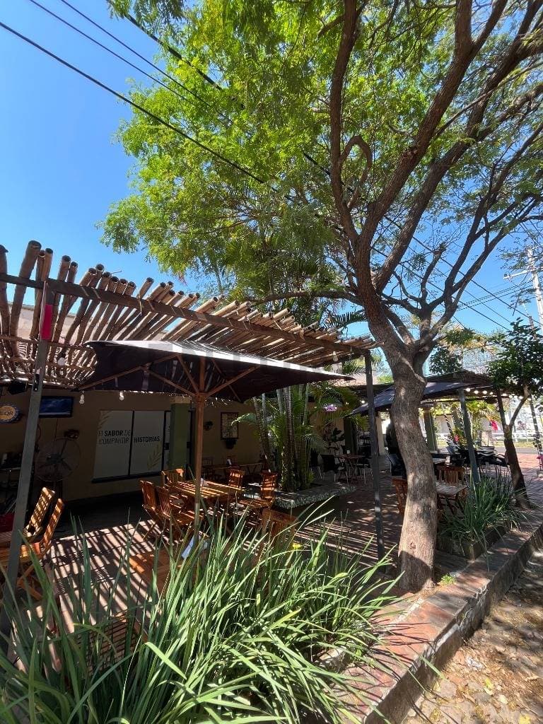 Alquilo local comercial en el mejor lugar de San Bernardino