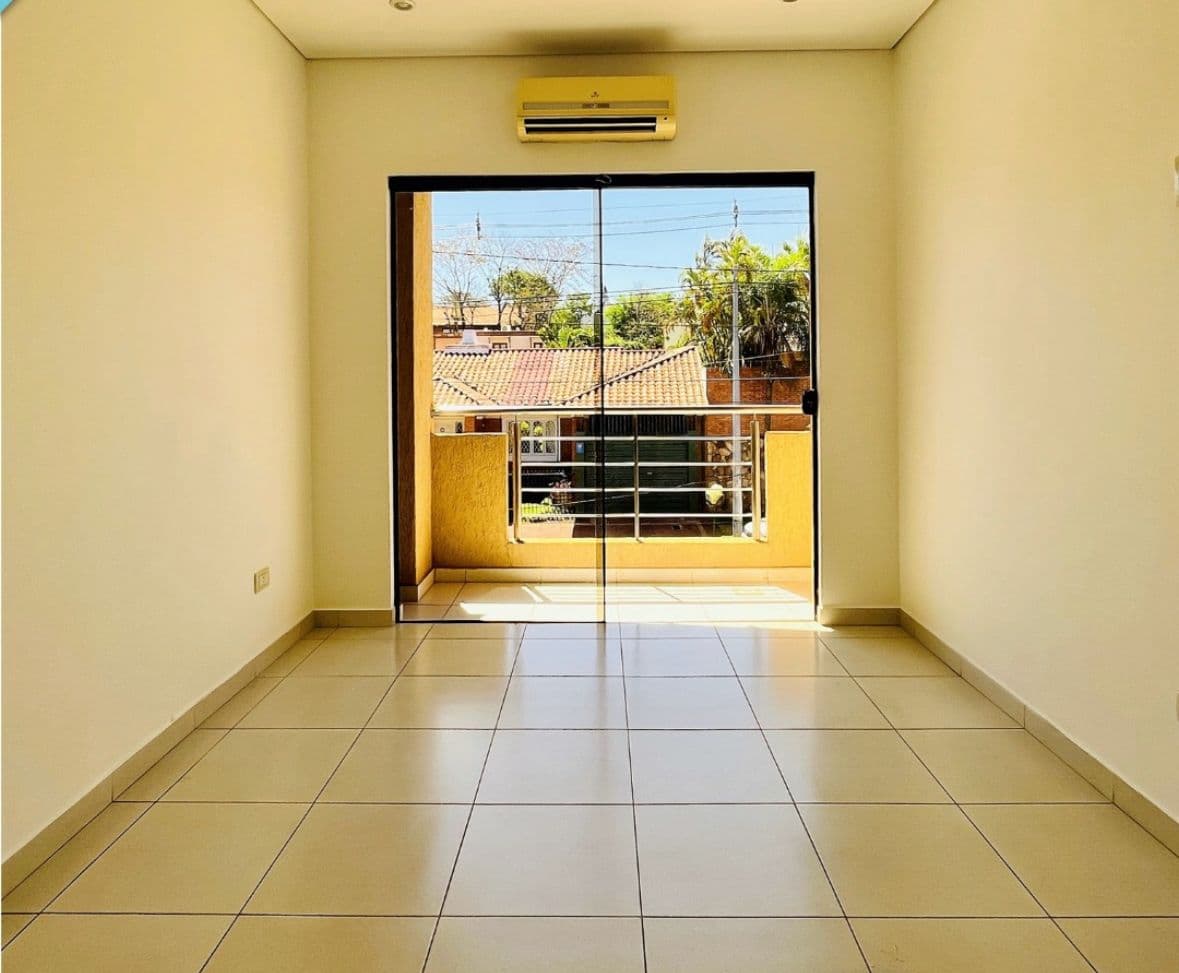 duplex barrio mburucuya, foto 2