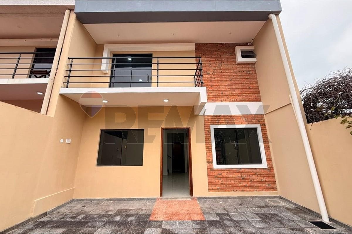 En Venta Dúplex Luque