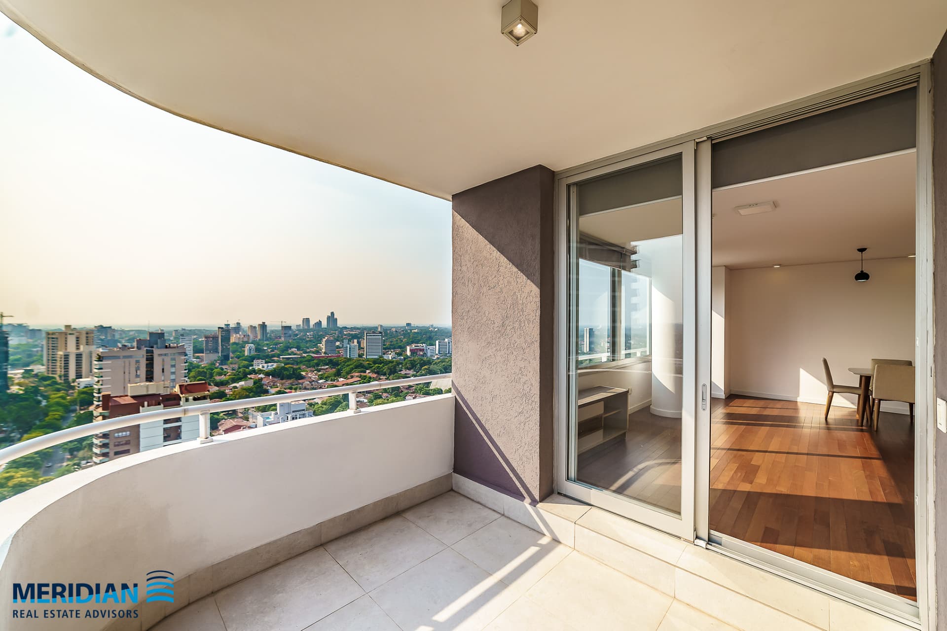 Exclusivo 3 Dormitorios en SkyTower! Terraza de 75 m2!, foto 3