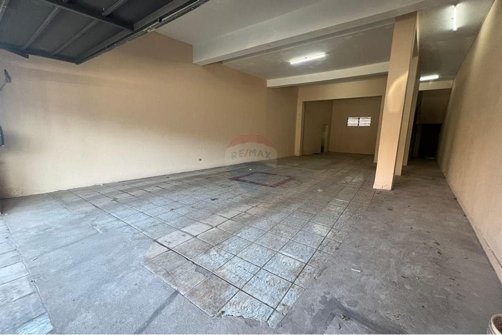 Deposito con locacl coemrcial sobre eusebio ayala — foto 3