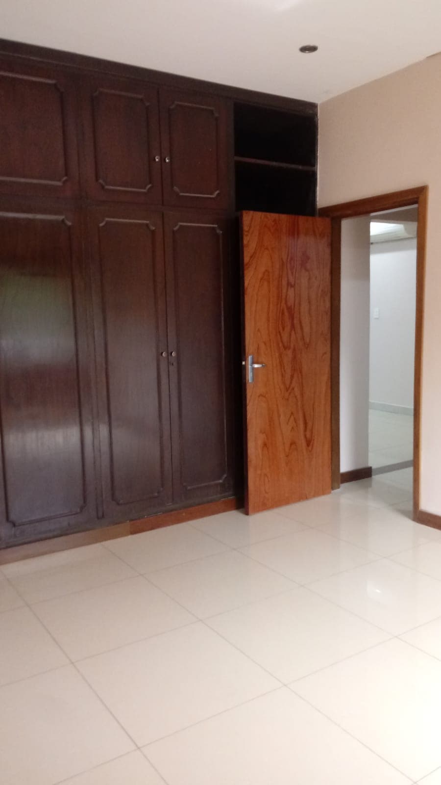 DEPARTAMENTO Kubitchek a pasos del ex seminario — foto 4