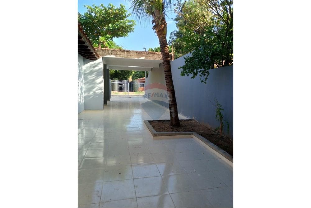 Casa - Alquiler - San Lorenzo, Paraguay, foto 4