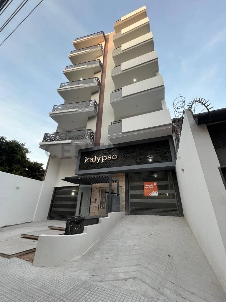 Alquilo departamento a estrenar en barrio Mcal. Lopez