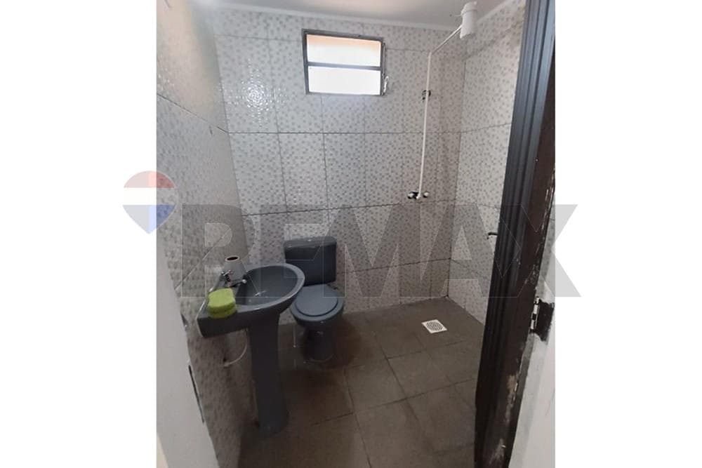 Salon comercial con oficina en San Lorenzo, foto 4
