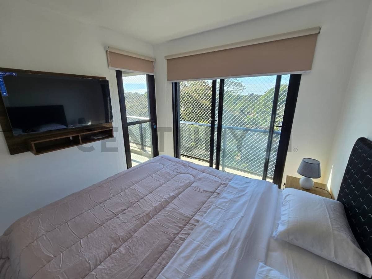 Alquilo Depto Amoblado de 2 dormitorios 2 baños completos. A estrenar