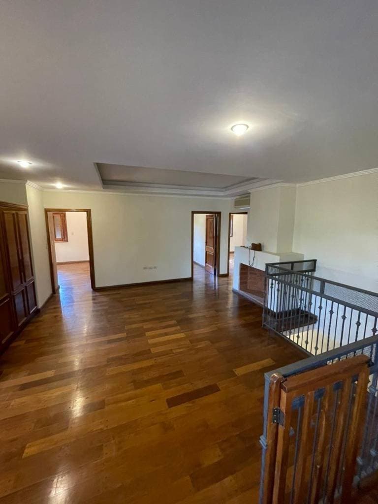 casa de 4 hab Barrio Las Lomas, Asunción, foto 3