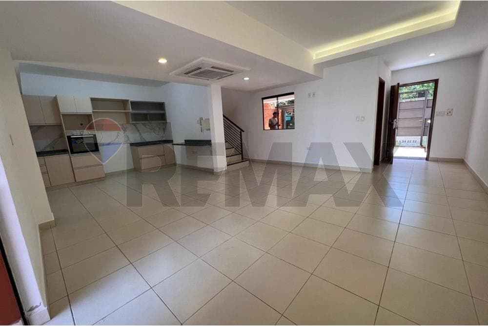 - duplex - Luque — foto 2