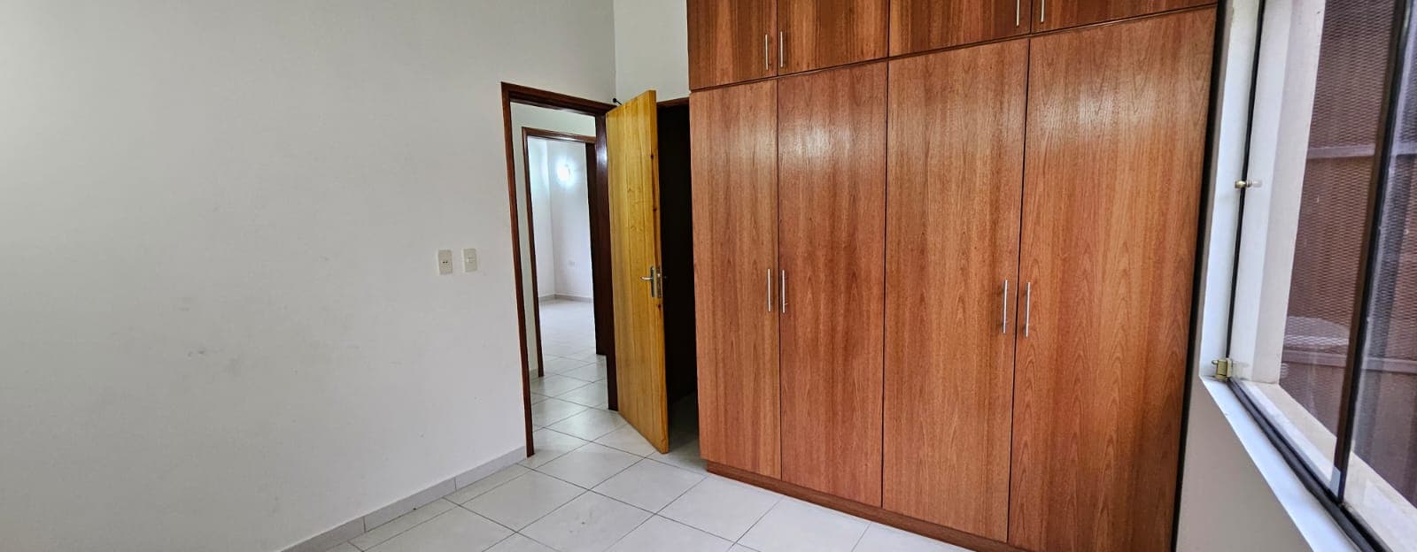 hermoso y amplio departamento - Zona Yatch, Lambare, foto 5