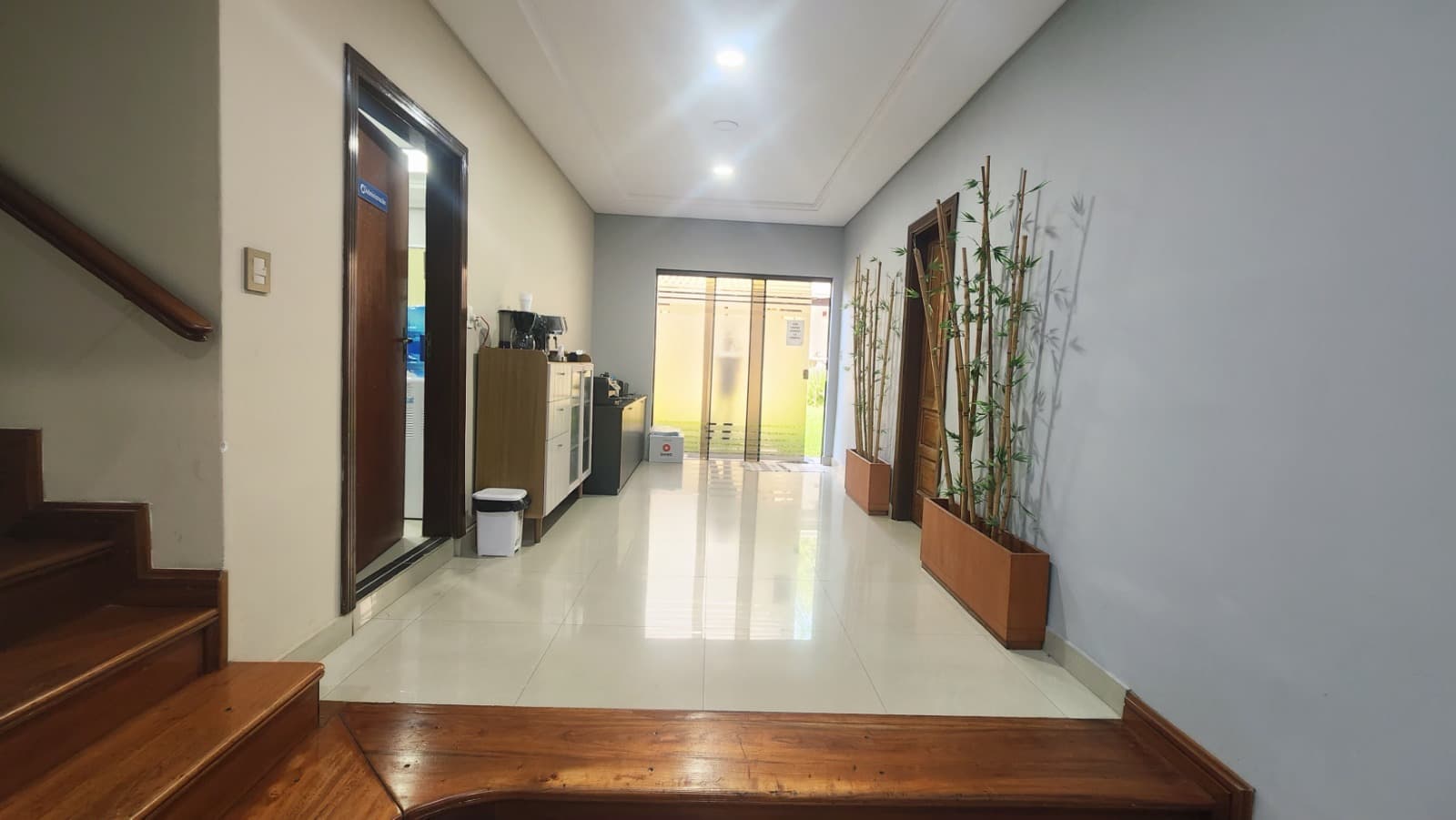 Residencia para oficina en los laureles — foto 5