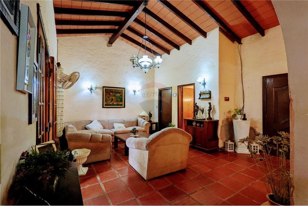 Amplia residencia en mbocayaty, foto 3