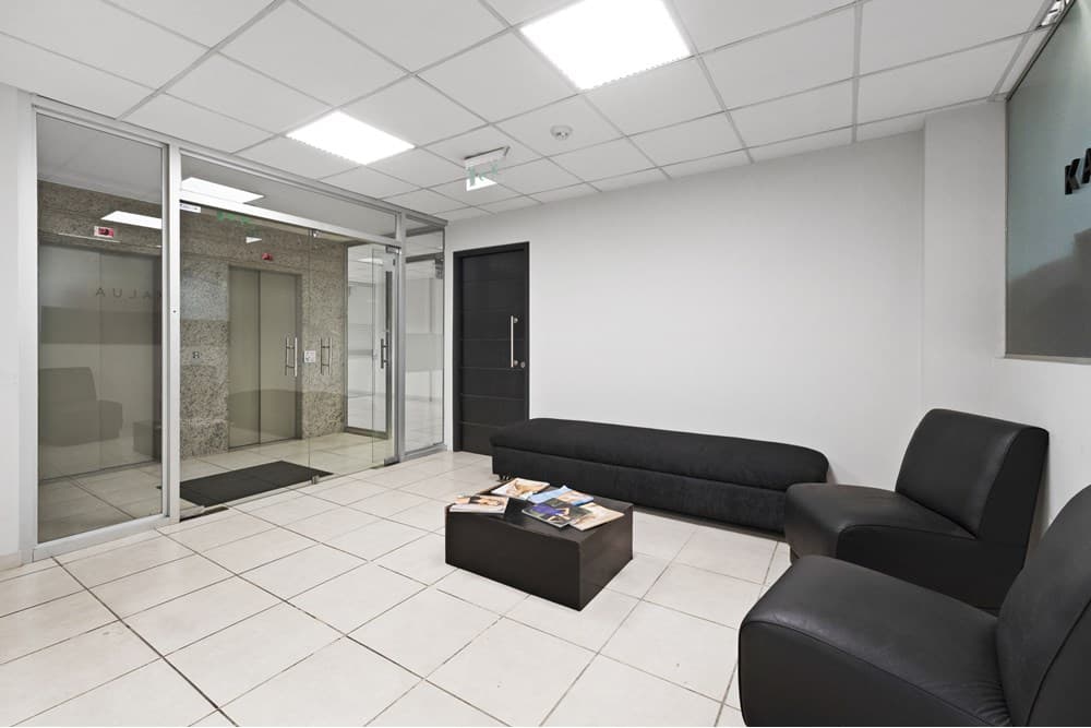 Oficina en alquiler - Villa Morra — foto 3