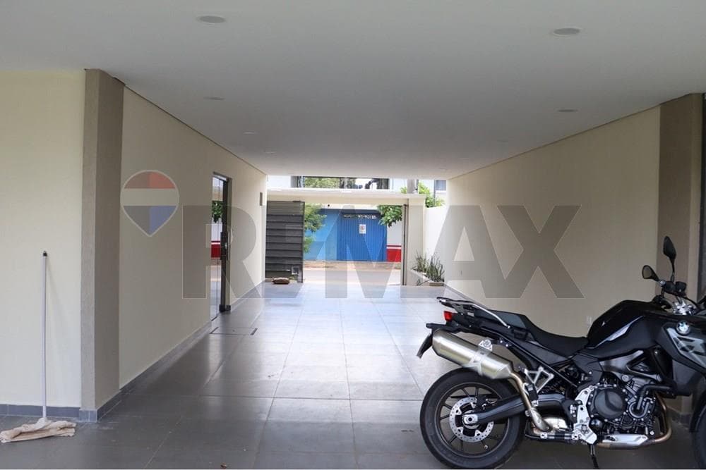 Casa en alquiler - Luque, foto 3