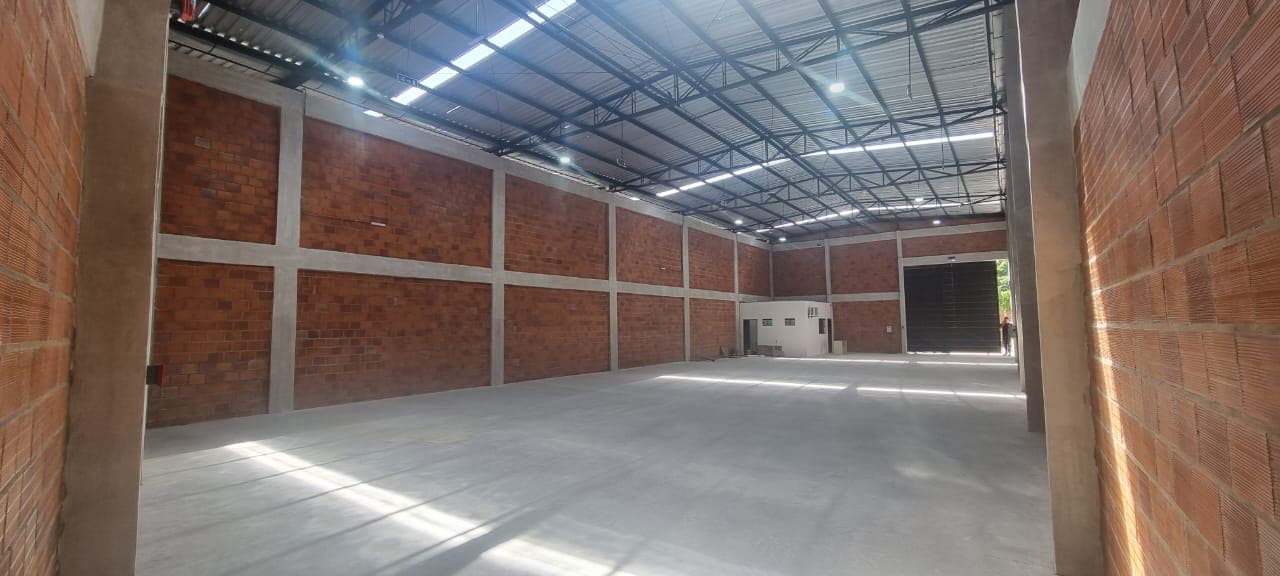 Galpón Disponible En Fernando de la Mora – Zona Estratégica 465m2