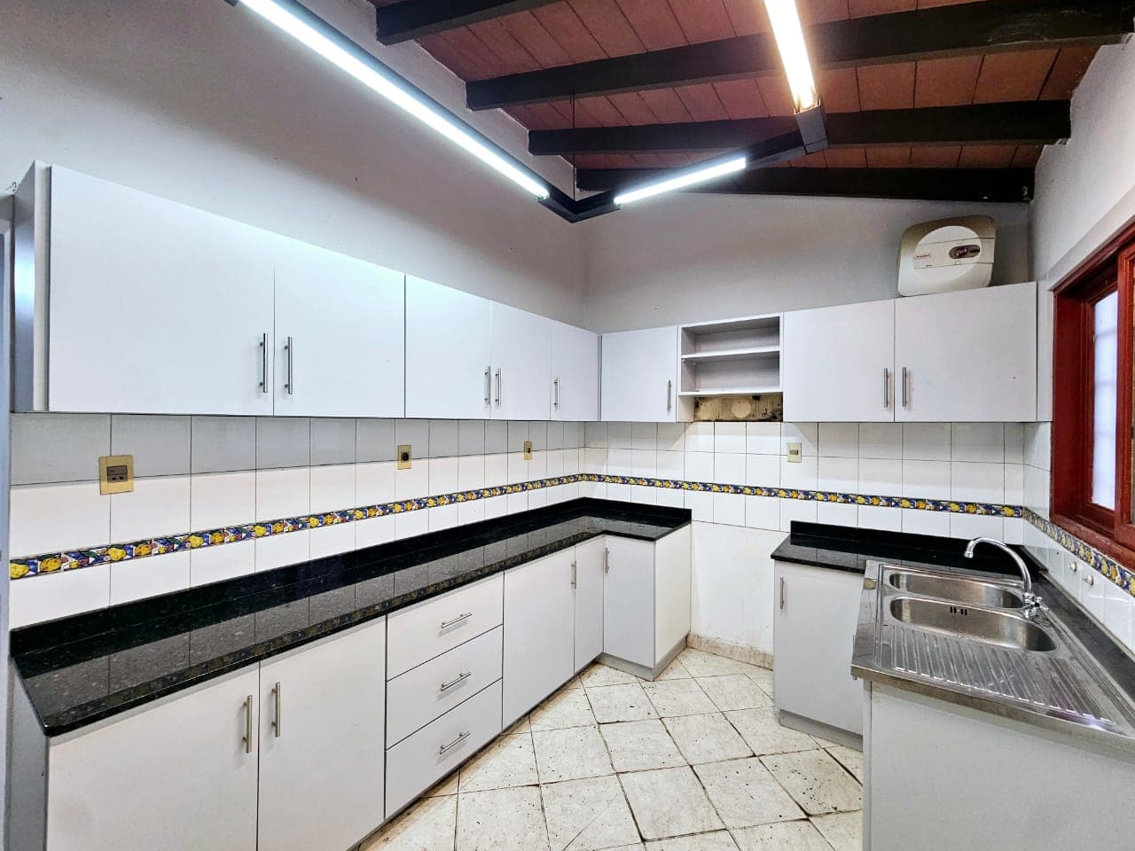 Casa en zona Royal Plaza, foto 4
