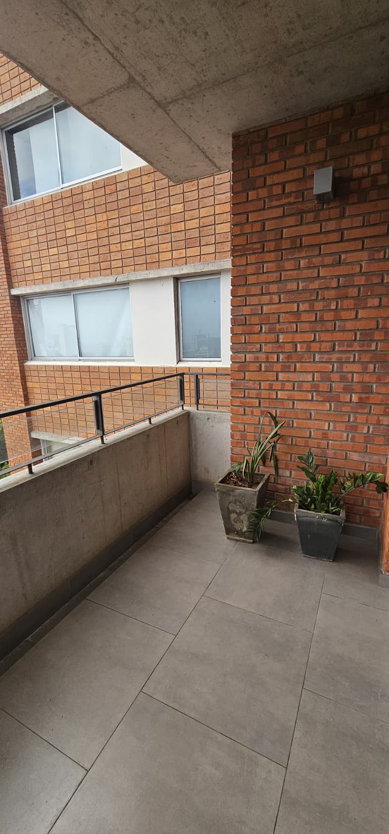 Departamento en Las Mercedes amoblada y equipada zona itaipu binacional — foto 4