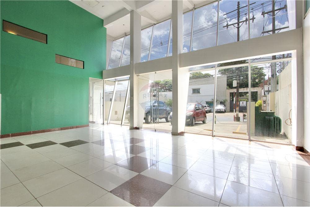Edificio Corporativo / Comercial — foto 4